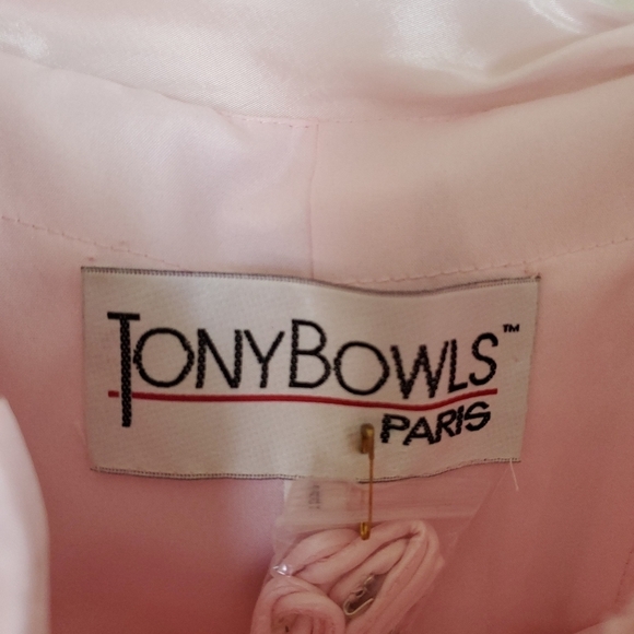 Tony Bowls Paris Pink Beaded Evening Gown, Size 4 - Picture 2 of 12